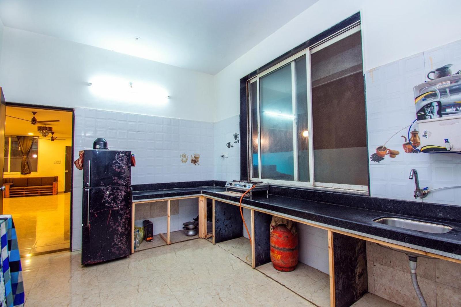 Empyrean Stay Ll 6Bhk Ll Royal Bramha Palace Ll Pvt Pool Ll ロナバラ エクステリア 写真