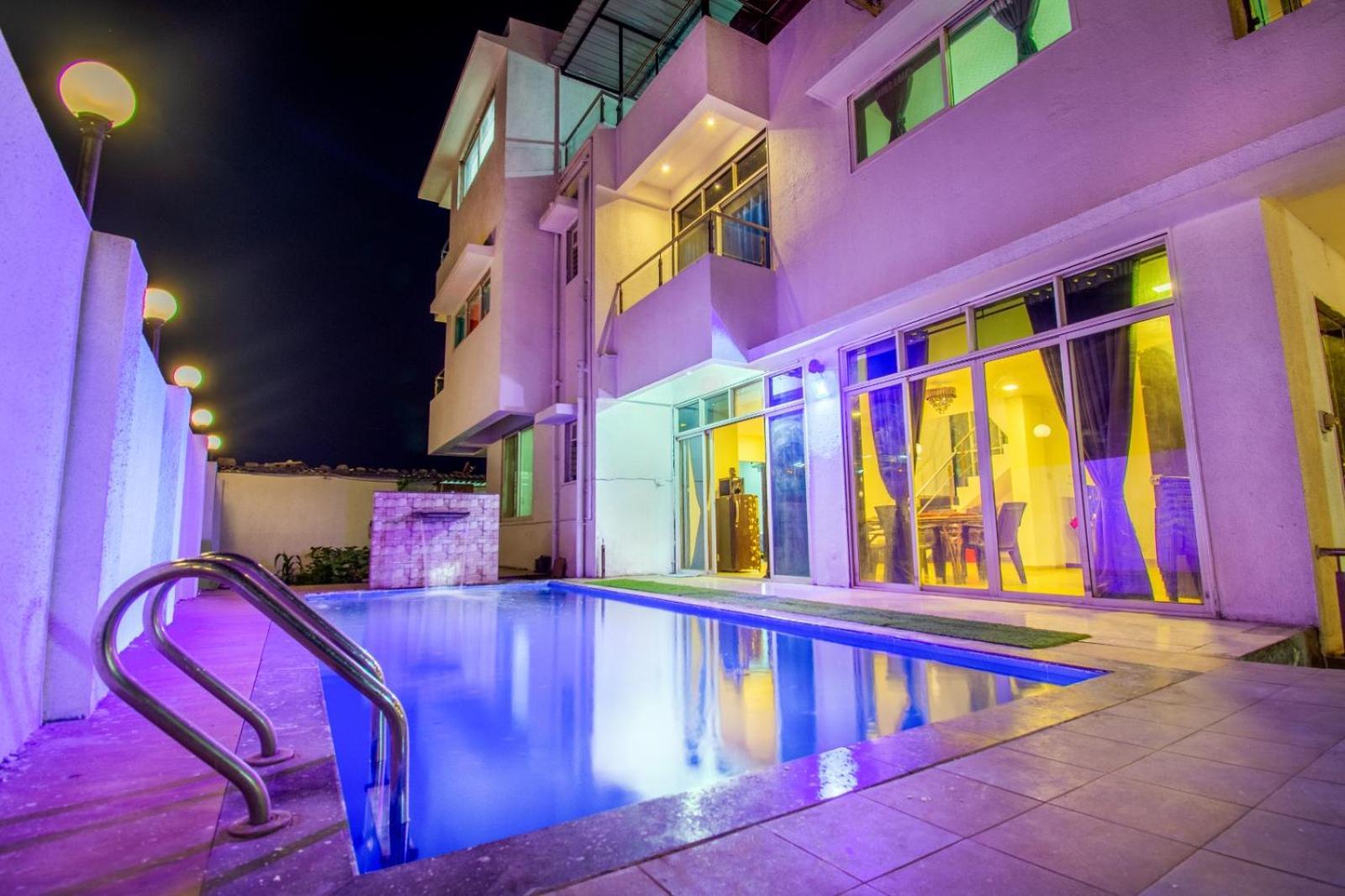 Empyrean Stay Ll 6Bhk Ll Royal Bramha Palace Ll Pvt Pool Ll ロナバラ エクステリア 写真